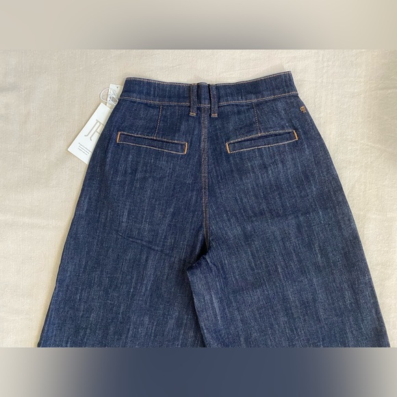 Pilcro Seamed Flounce High Rise Wide Jeans NWT - Picture 7 of 14